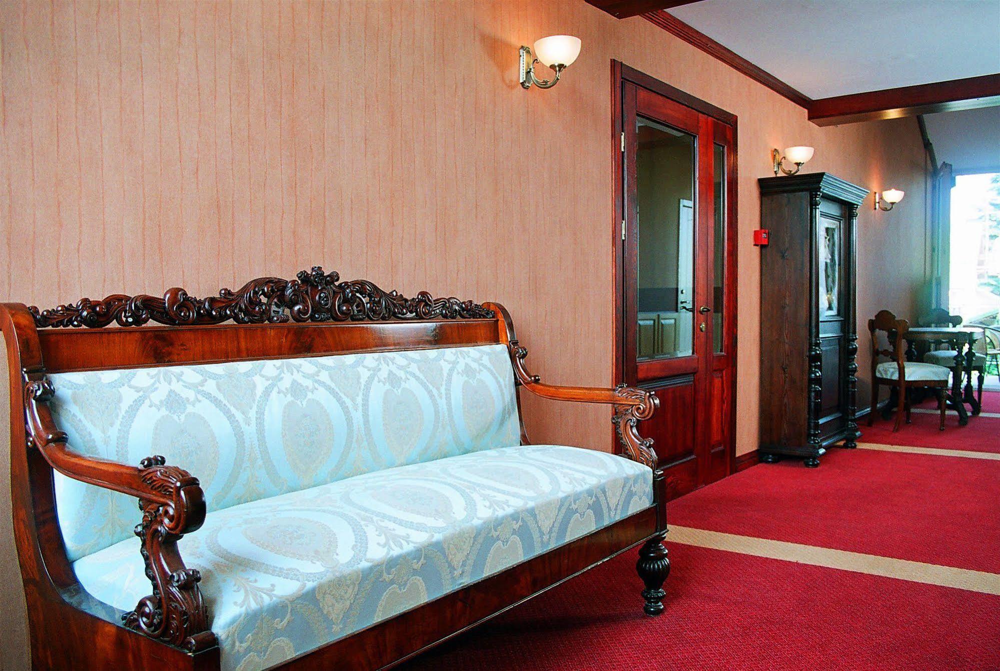 Jure Hotel Palanga Buitenkant foto