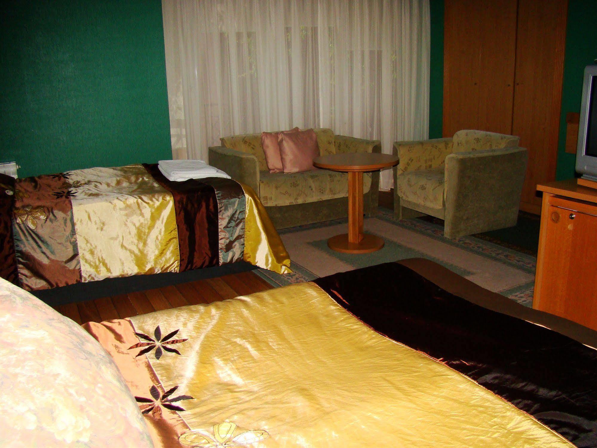 Jure Hotel Palanga Buitenkant foto