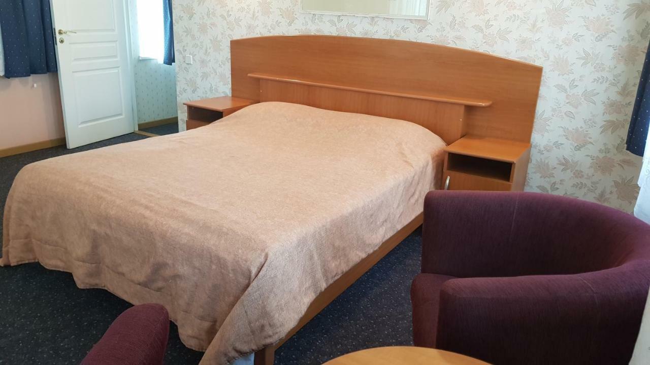 Jure Hotel Palanga Buitenkant foto